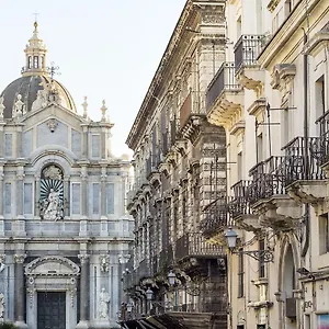 Duomo & Spa カターニア